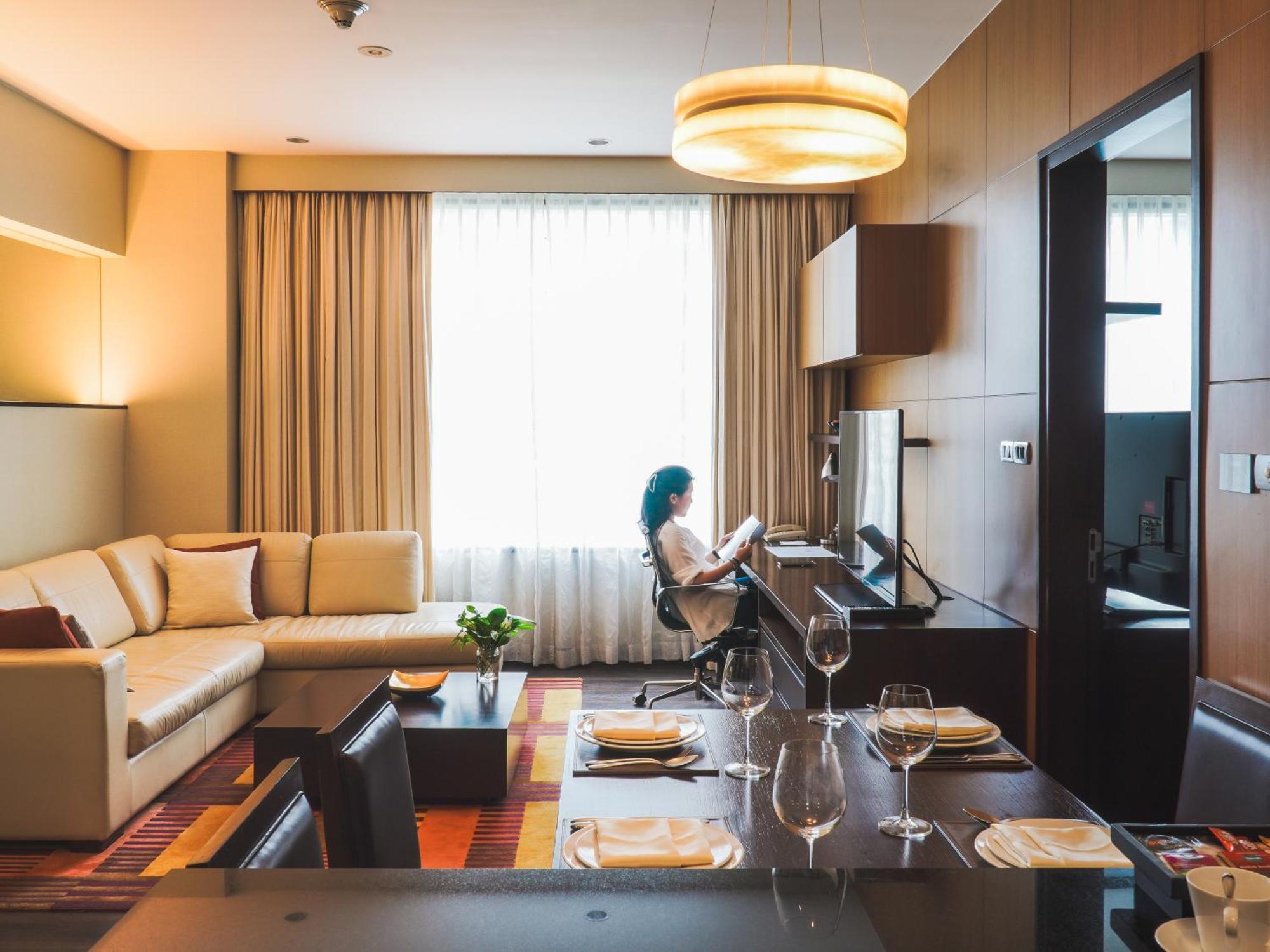 Marriott Executive Apartments - Sukhumvit Park, Bangkok Exterior photo